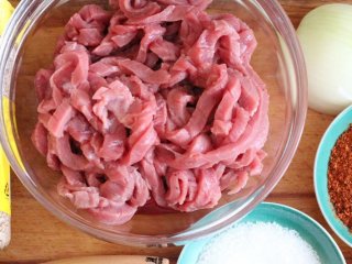 Рецепты приготовления дичи баз термообработки - готовим строганину, бастурму, закуски из сырого мяса